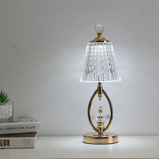 Vintage Tafellamp met Kristal – Luxe Ontwerp en Sfeervolle Verlichting