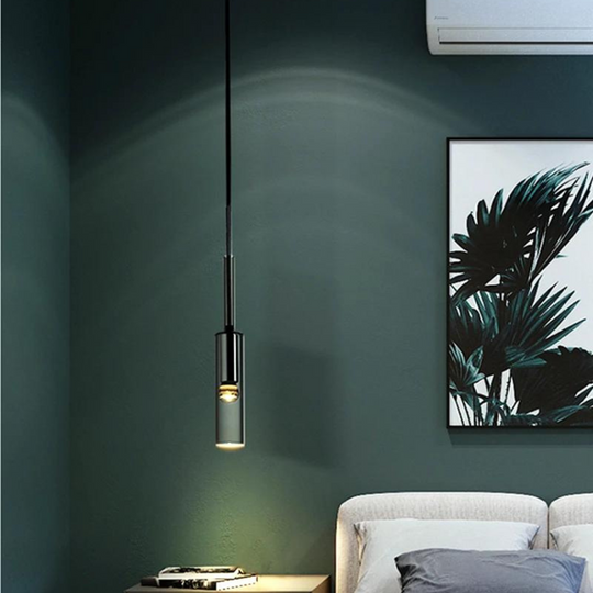 Donkere glazen hanglamp met verstelbare ophanging en modern design