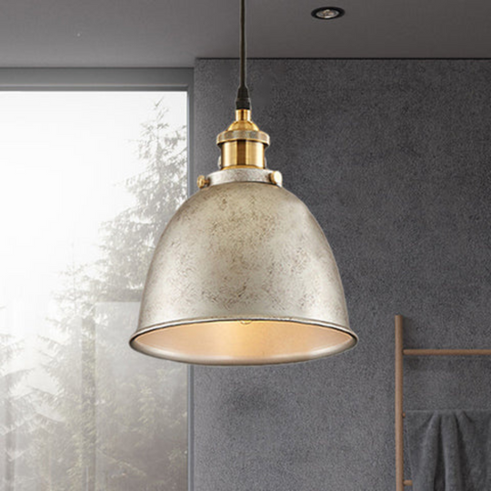 Industriële hanglamp met antiek ontwerp voor een robuuste sfeer