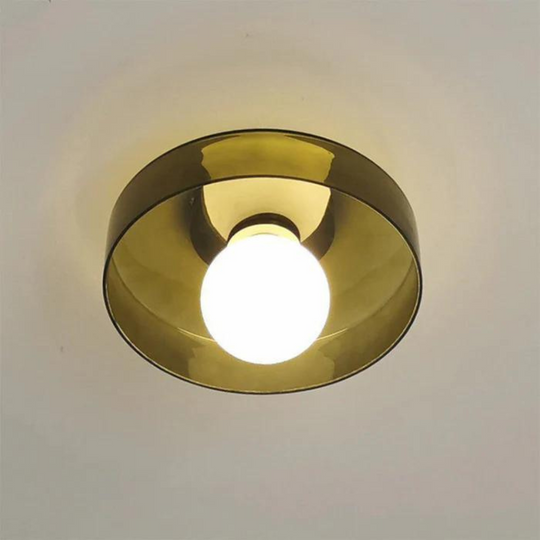 Moderne ronde plafondlamp met slank design en praktische functies