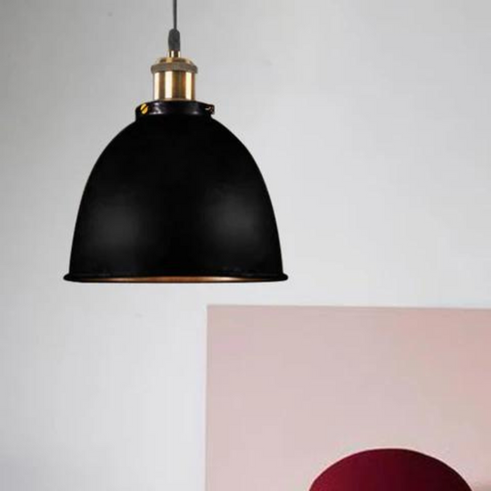 Industriële hanglamp met antiek ontwerp voor een robuuste sfeer