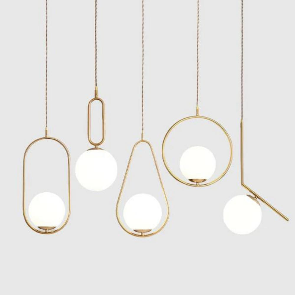 Minimalistische hanglamp met lantaarnontwerp van metaal en glas