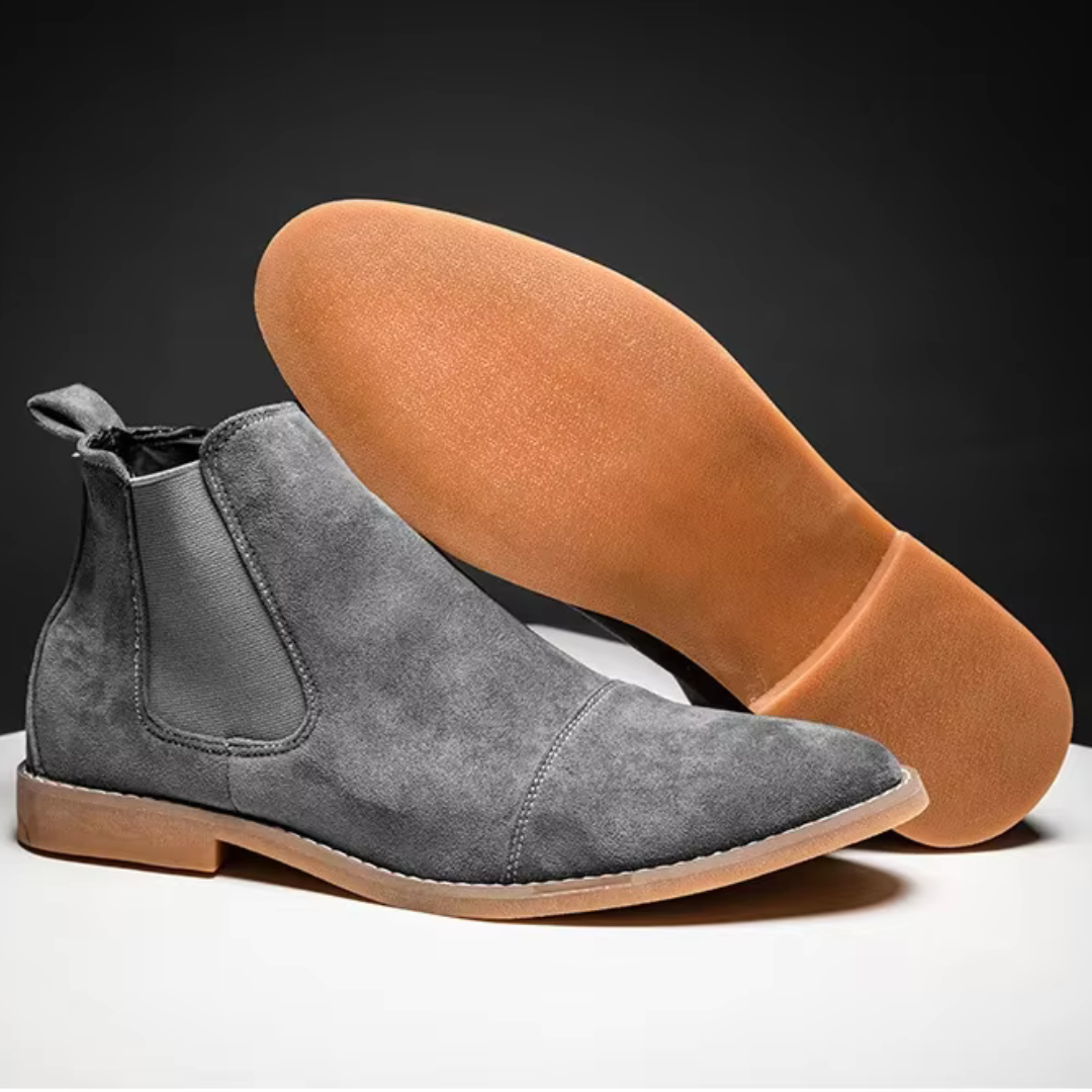 Moderne Suède Chelsea Boots voor Heren met Comfortabele Zool