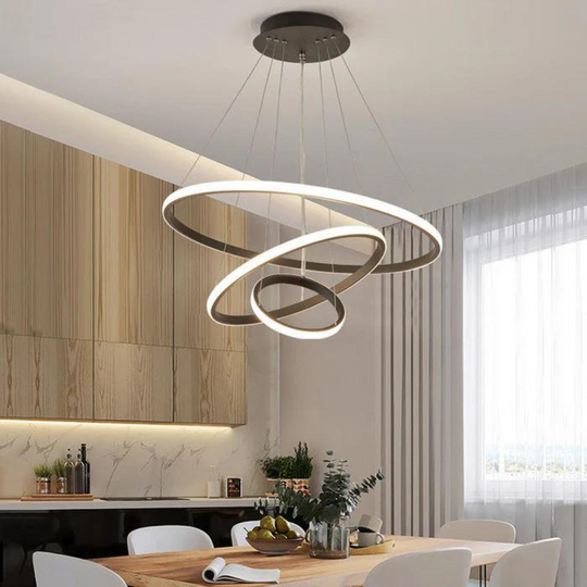 Moderne plafondlamp met verstelbare ringen en dimbare LED-verlichting