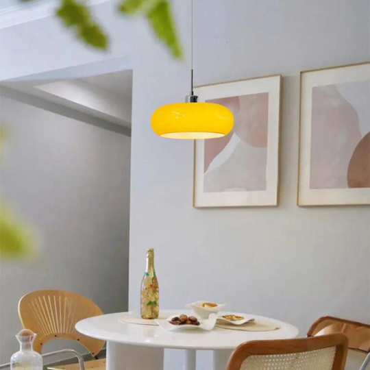 Moderne glazen hanglamp met dimbare LED-verlichting