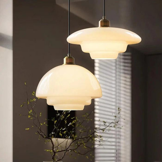 Stijlvolle glazen hanglamp met minimalistisch design voor elke ruimte