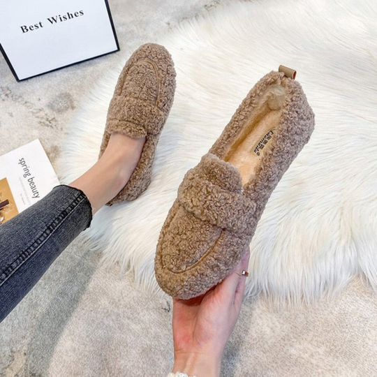 Gezellige Fluffy Moccasins - Zacht, Warm, Perfect voor Thuis