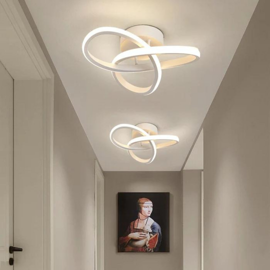 Moderne plafondlamp met verstelbare ringen en dimbare LED-verlichting