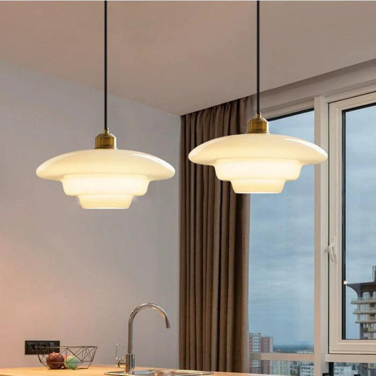 Stijlvolle glazen hanglamp met minimalistisch design voor elke ruimte