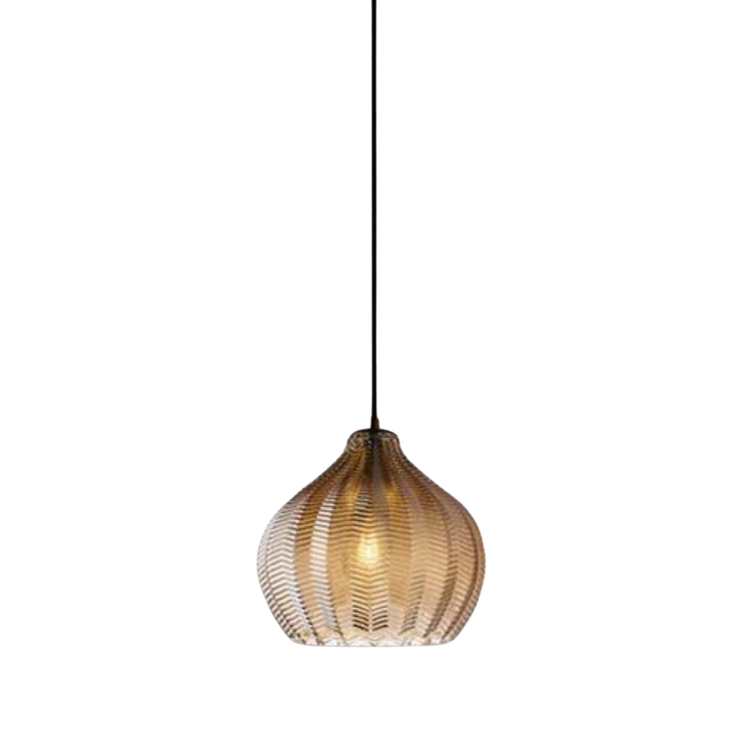 Moderne glazen hanglamp met Scandinavisch design voor sfeervolle verlichting