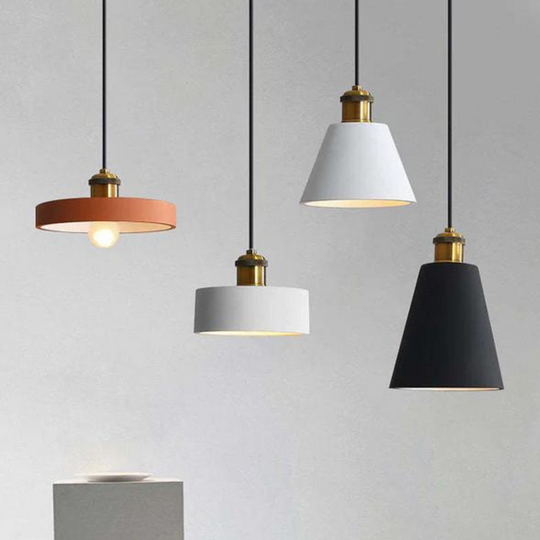 Minimalistische Eetkamer Hanglamp – Industrieel Design en Verstelbare Hoogte