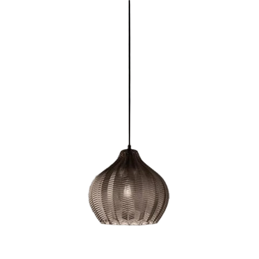 Moderne glazen hanglamp met Scandinavisch design voor sfeervolle verlichting