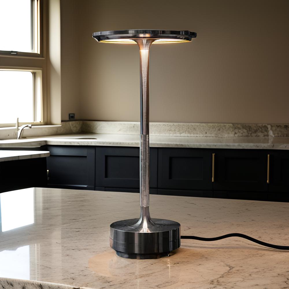 Voss' - Klassieke lantaarnlamp met dimbare LED en elegant design